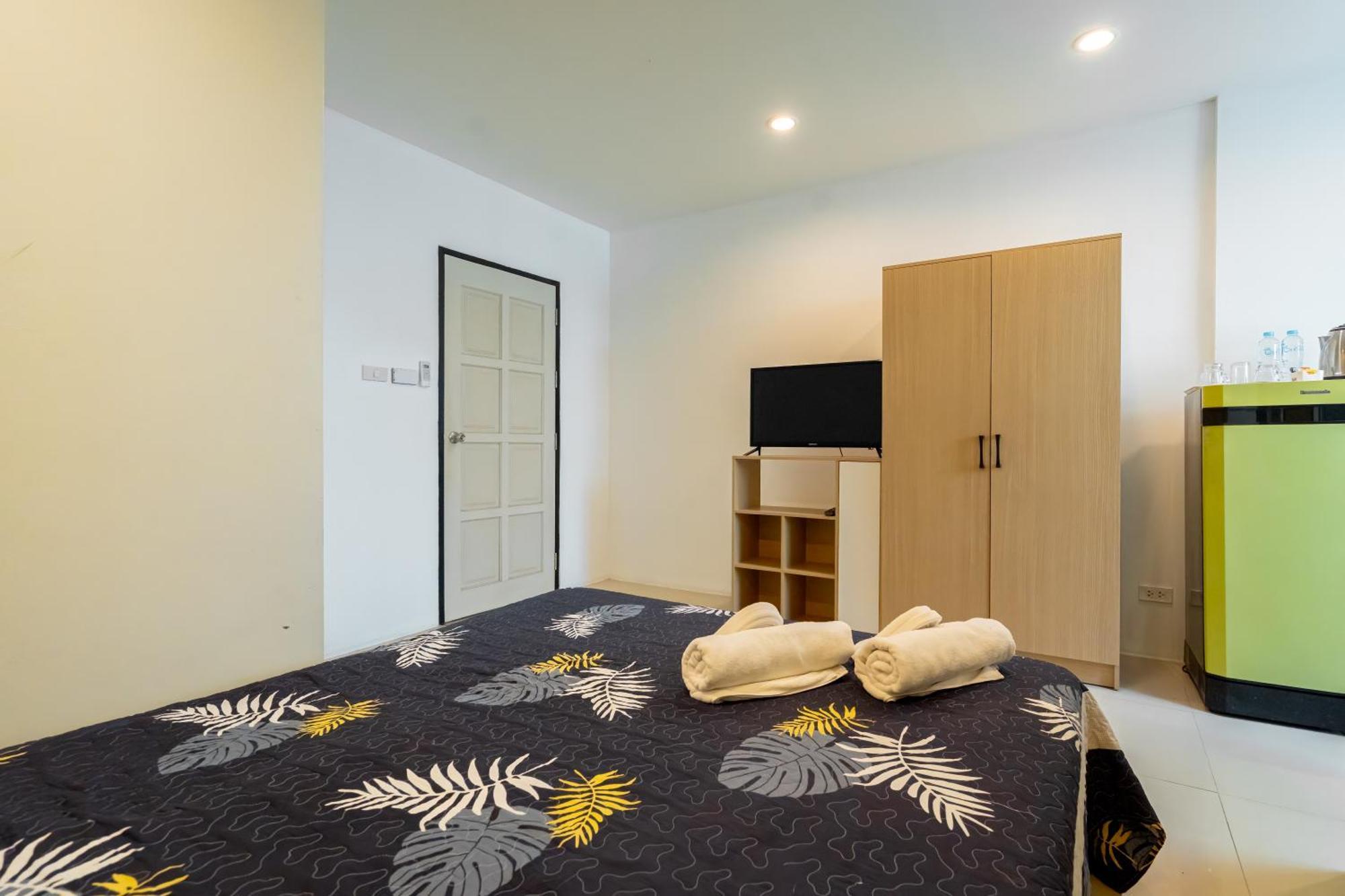 Nice To Meat You Rooms Patong Ngoại thất bức ảnh
